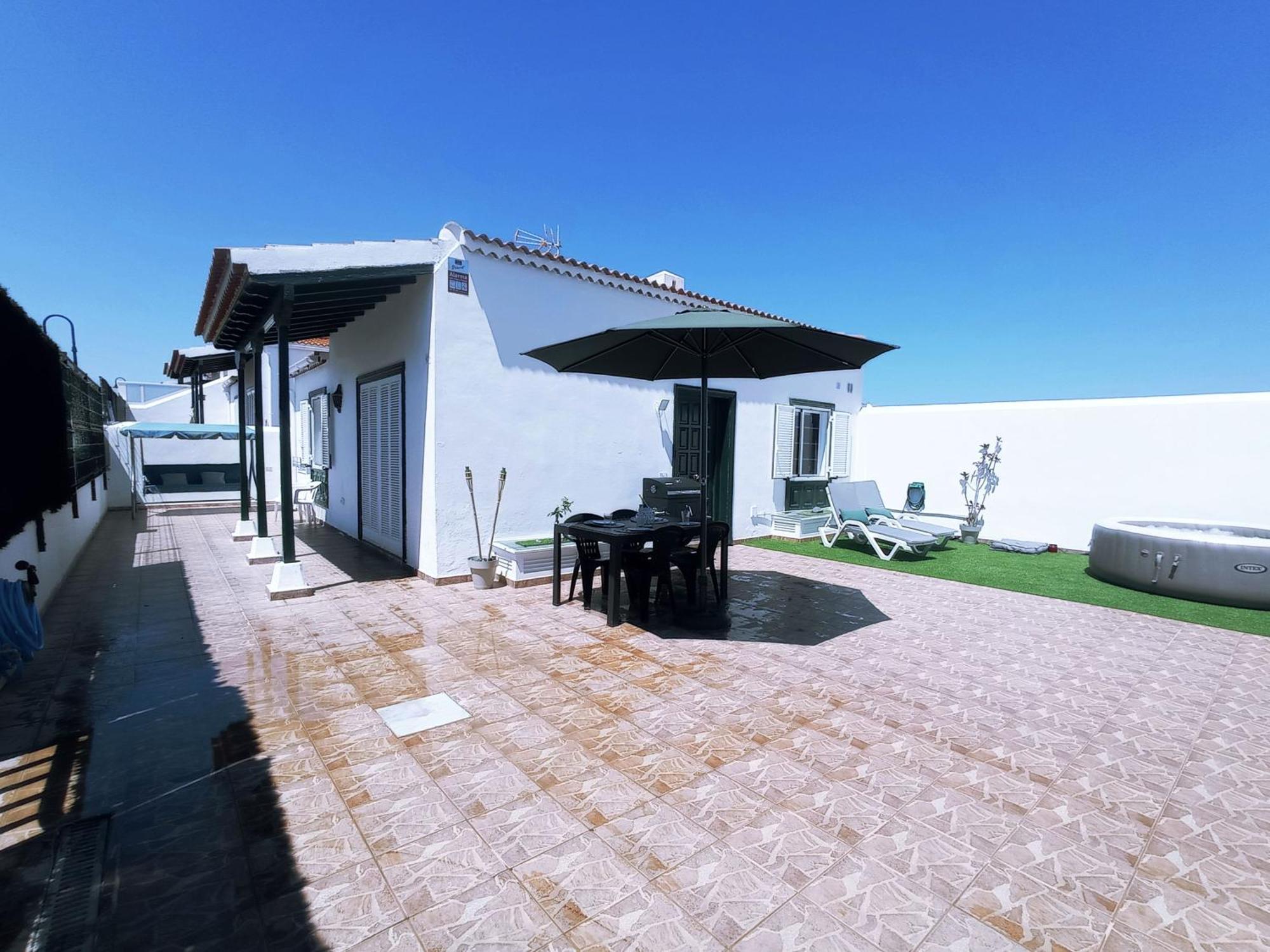 Live Abades Playa Chica & Terrace Apartment Екстериор снимка