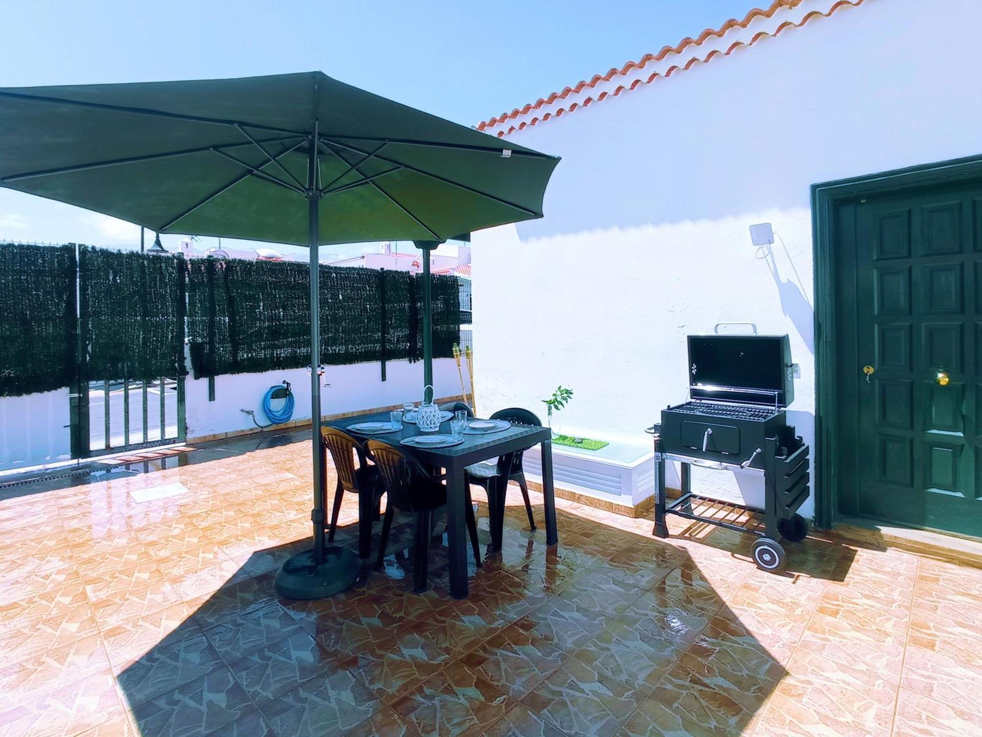 Live Abades Playa Chica & Terrace Apartment Екстериор снимка
